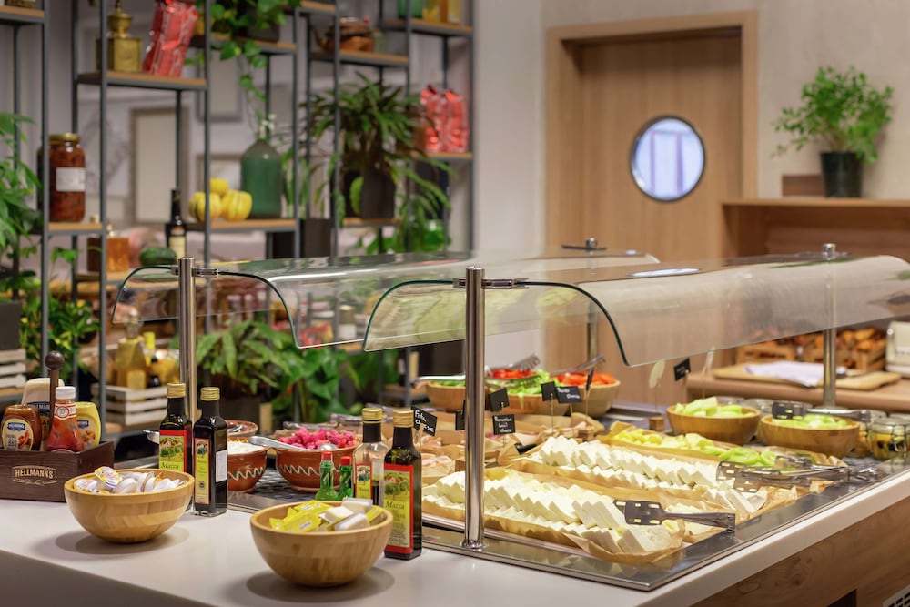 מזון ומשקאות