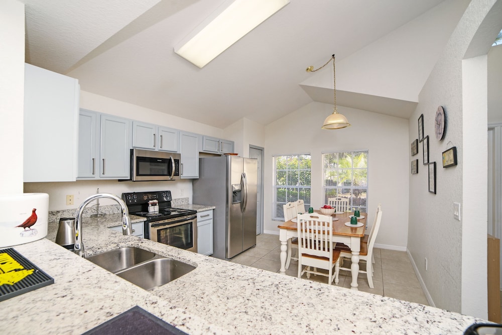 204Glen - photo 17