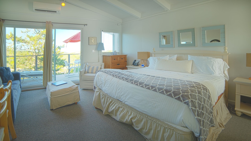 Driftwood Resort - photo 15