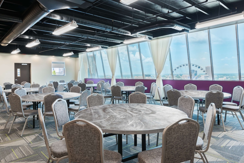 Home2 Suites by Hilton Atlanta Downtown - photo 32