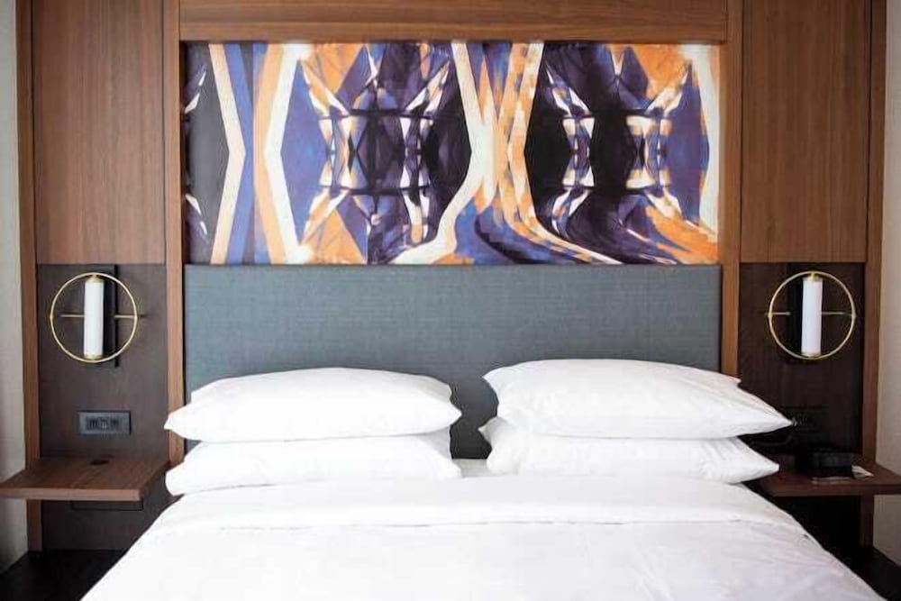 Marriott Knoxville Downtown - photo 15