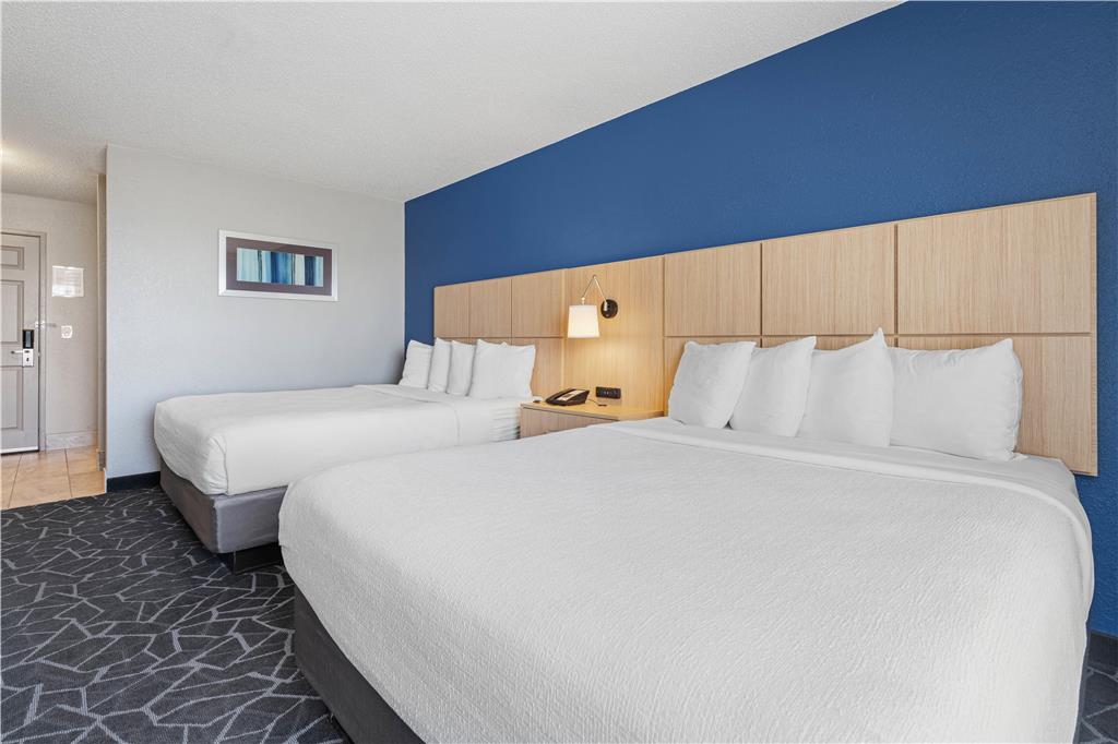 Best Western Eau Claire South - photo 11