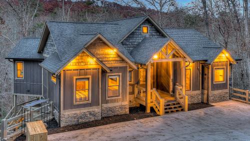 Mountain Brooks Retreat - last minute hotel in Blue Ridge