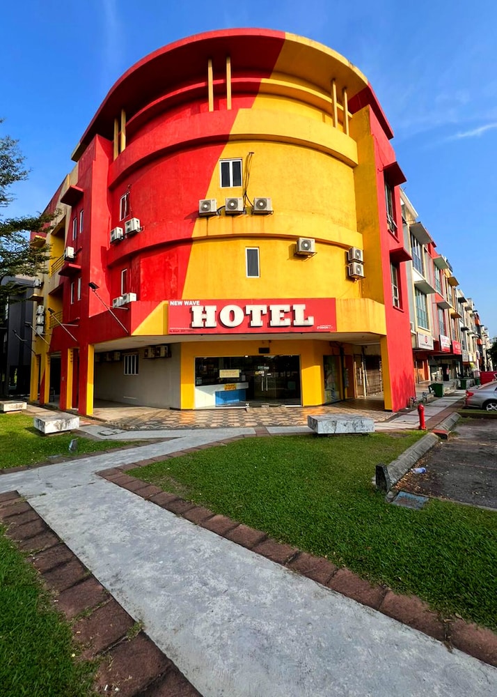 Putra Heights New Wave Hotel in Subang Jaya, Malaysia