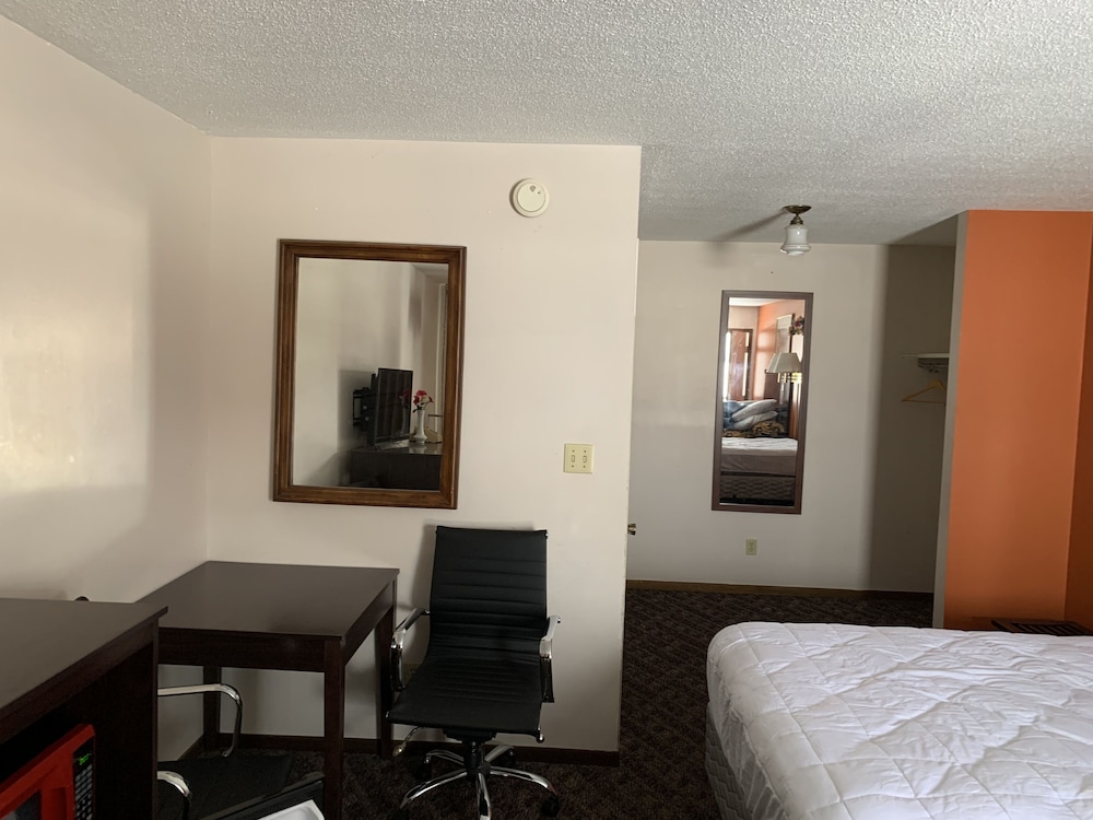 Ashland Motel - photo 5