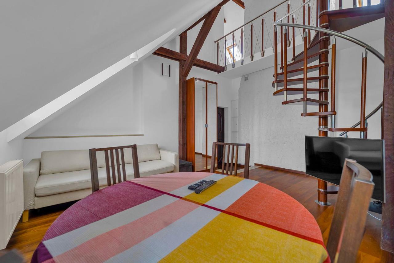 Rynek Nowego Miasta Two Level Apartment by BookingHost — 4-Star Luxury Hotel in Warsaw, Poland