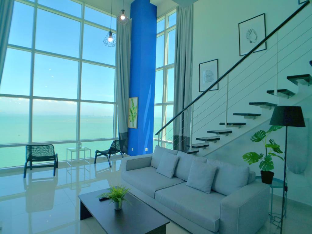 Maritime Suites by Comfy — 4-Star Luxury Hotel in George Town, Malaysia