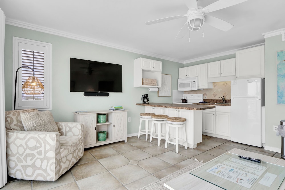Sandpeddler Inn & Suites - photo 68