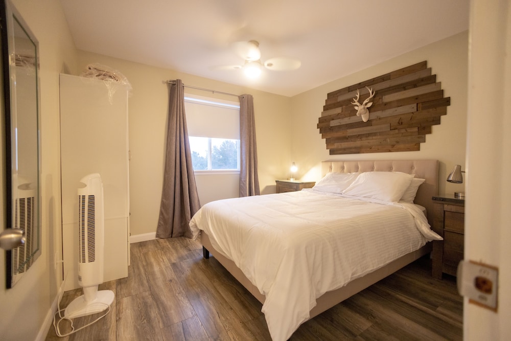 Le Contemporain — 4-Star Luxury Hotel in Rouyn-Noranda, Canada