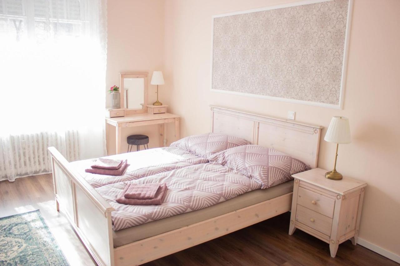 Broadway Apartments B3 — 4-Star Luxury Hotel in Debrecen, Hungary