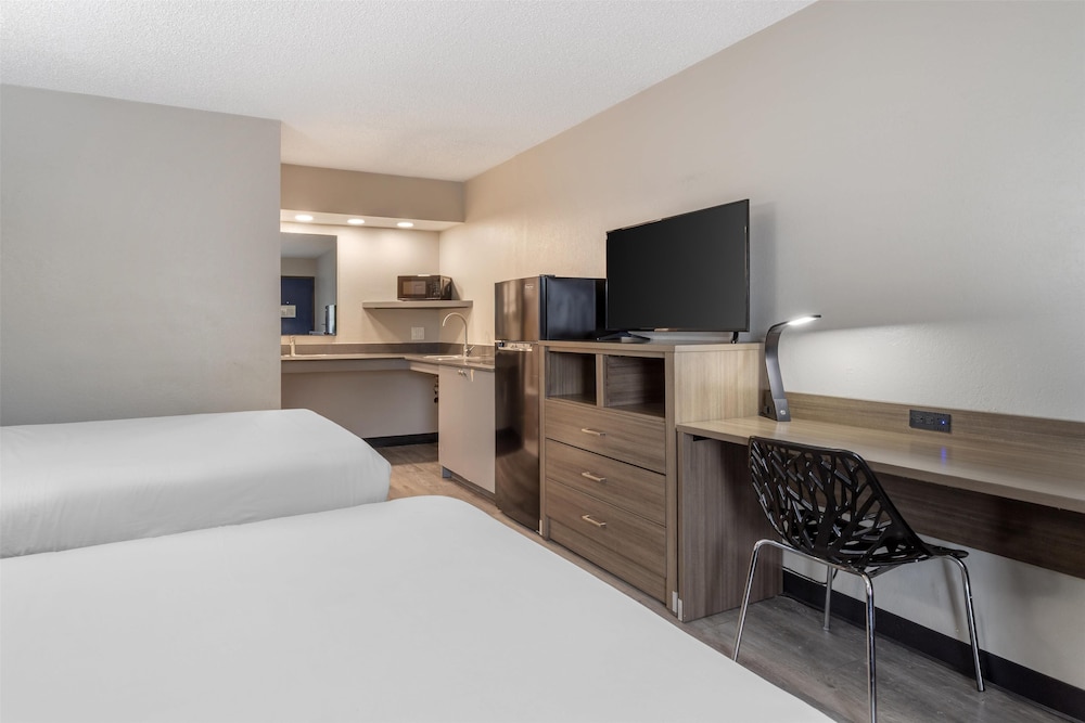 Surestay Studio By Best Western Victoria - photo 8
