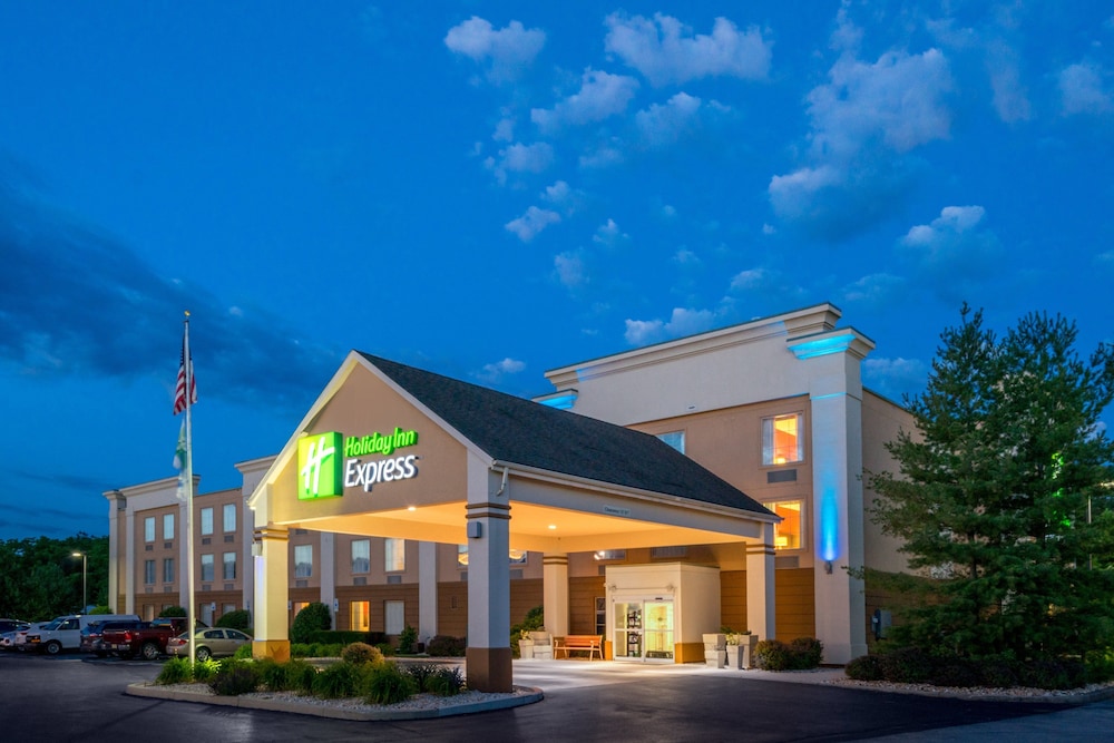 Holiday Inn Express Hanover by IHG - carbon neutral hotel in Hanover