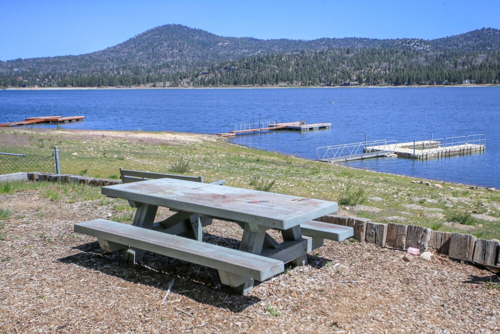Ivy Bear Lakefront - photo 37