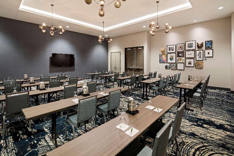 DoubleTree by Hilton Greeley at Lincoln Park - photo 12