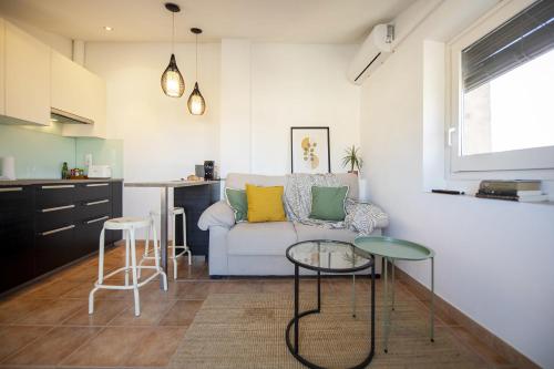 Romantic Duplex with terrace and great views — 4-Star Luxury Hotel in Girona, Spain