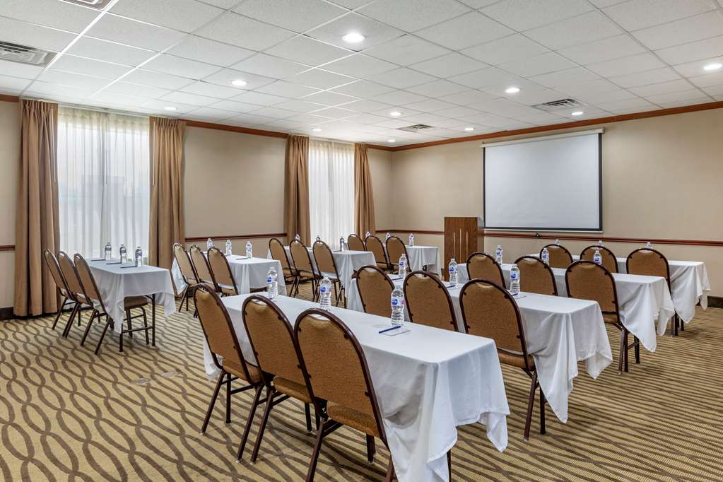 Comfort Suites Waco Near University Area - photo 26