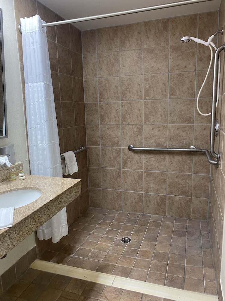 Best Western Plus Atlantic City West Extended Stay & Suites - photo 15