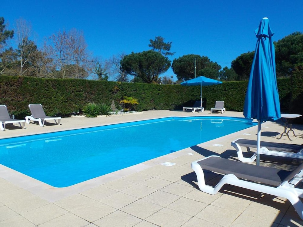 Hôtel Côte et Lac — hotel in Biscarrosse