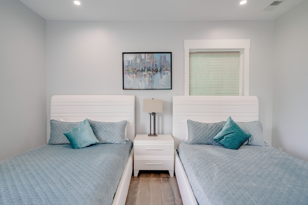 Luxury Unit on 12th South - photo 8