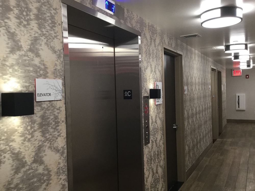 Ramada by Wyndham Bronx Terminal - photo 19