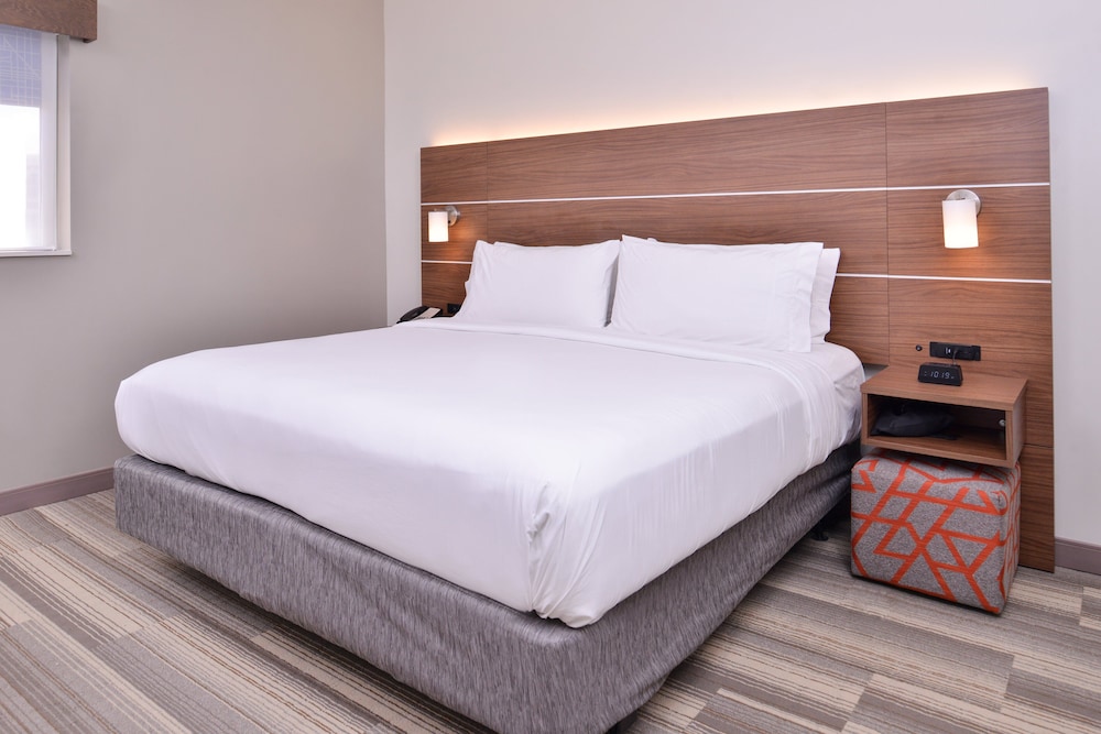 Holiday Inn Express New Orleans Arts District by IHG - photo 9