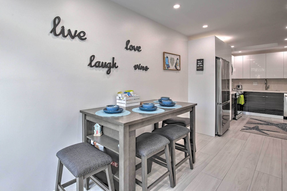 Canal Front Condo Walk to Downtown Ft Lauderdale — 4-Star Luxury Hotel in Fort Lauderdale, United States