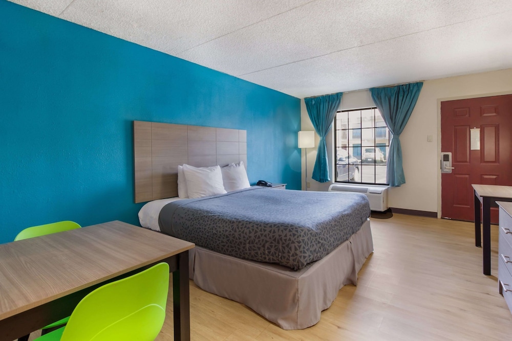 1 Life Studio and Suites - photo 15
