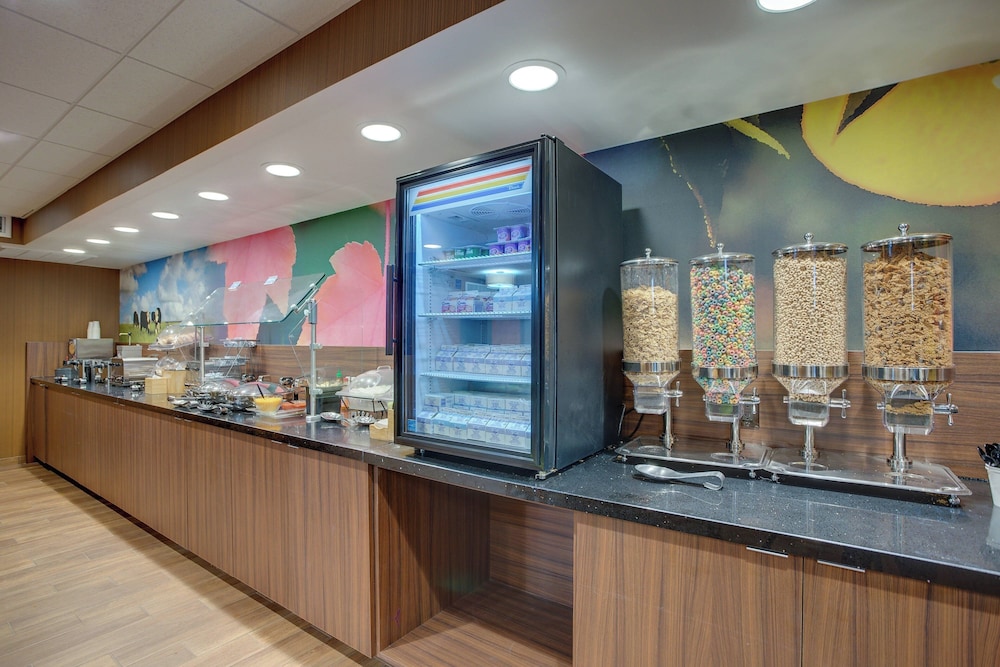 Fairfield Inn by Marriott Portsmouth Seacoast - photo 30