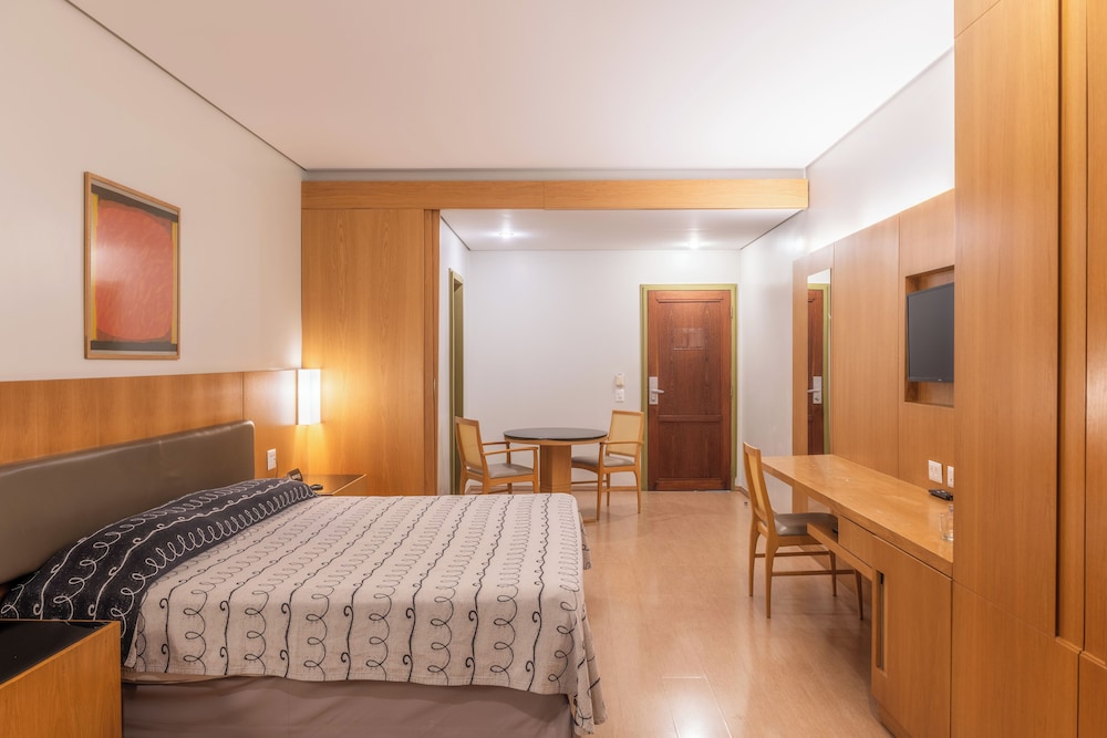 DELPLAZA Excelsior São Paulo By Monreale — 4-Star Luxury Hotel in Sao Paulo, Brasil