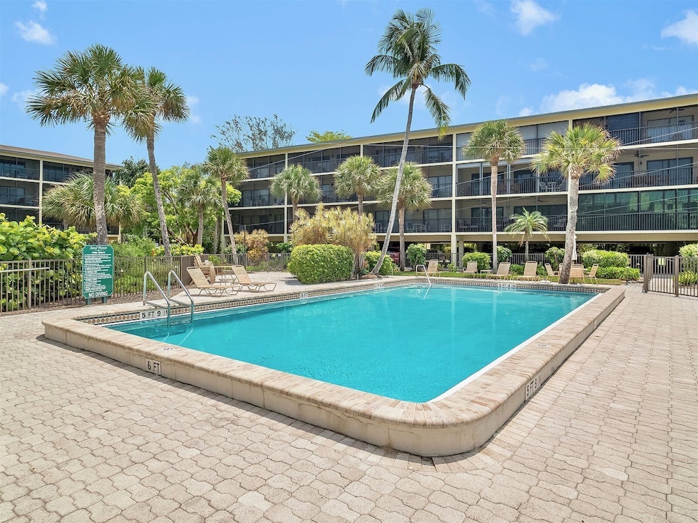 Sand Pointe 212 - photo 23