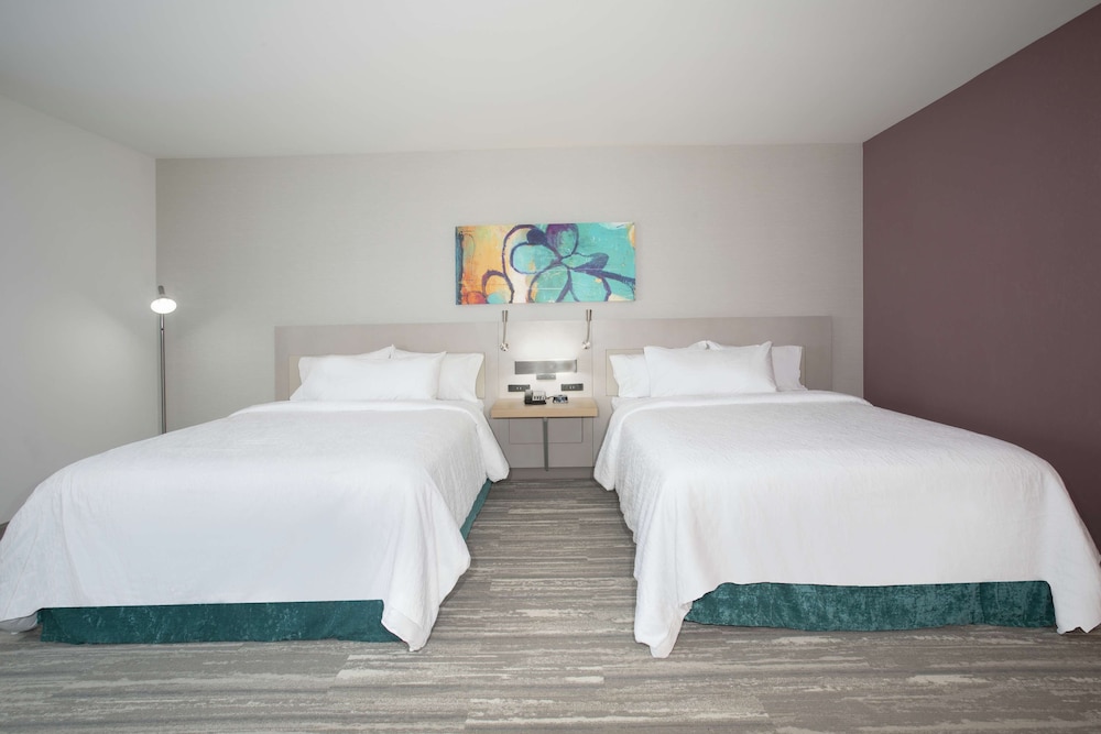 Hilton Garden Inn Omaha Aksarben Village - photo 16