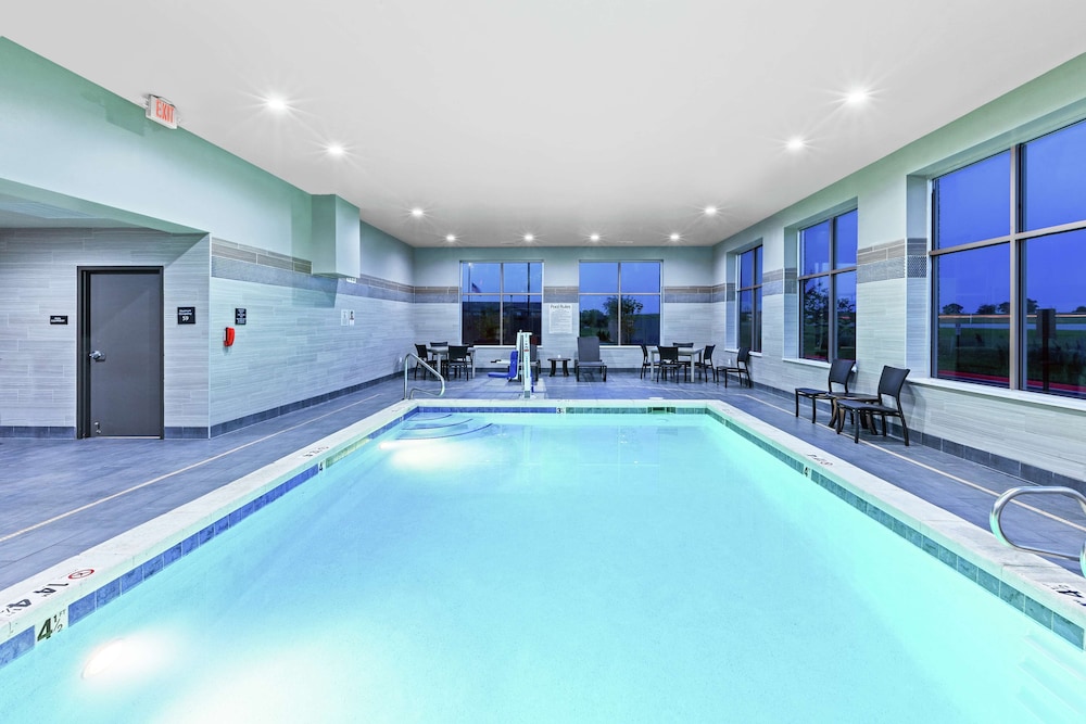 Hampton Inn Gardner Conference Center - photo 18