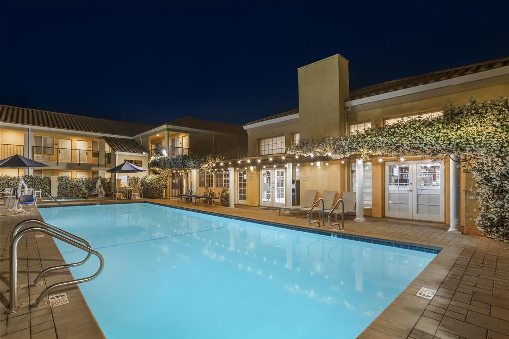 Best Western Plus Dixon Davis - photo 18