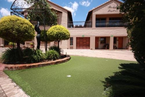 The Orion Guesthouse — 4-Star Luxury Hotel in Middelburg, South Africa