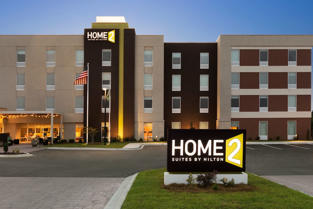 Home2 Suites by Hilton Savannah Airport - carbon neutral hotel in Pooler