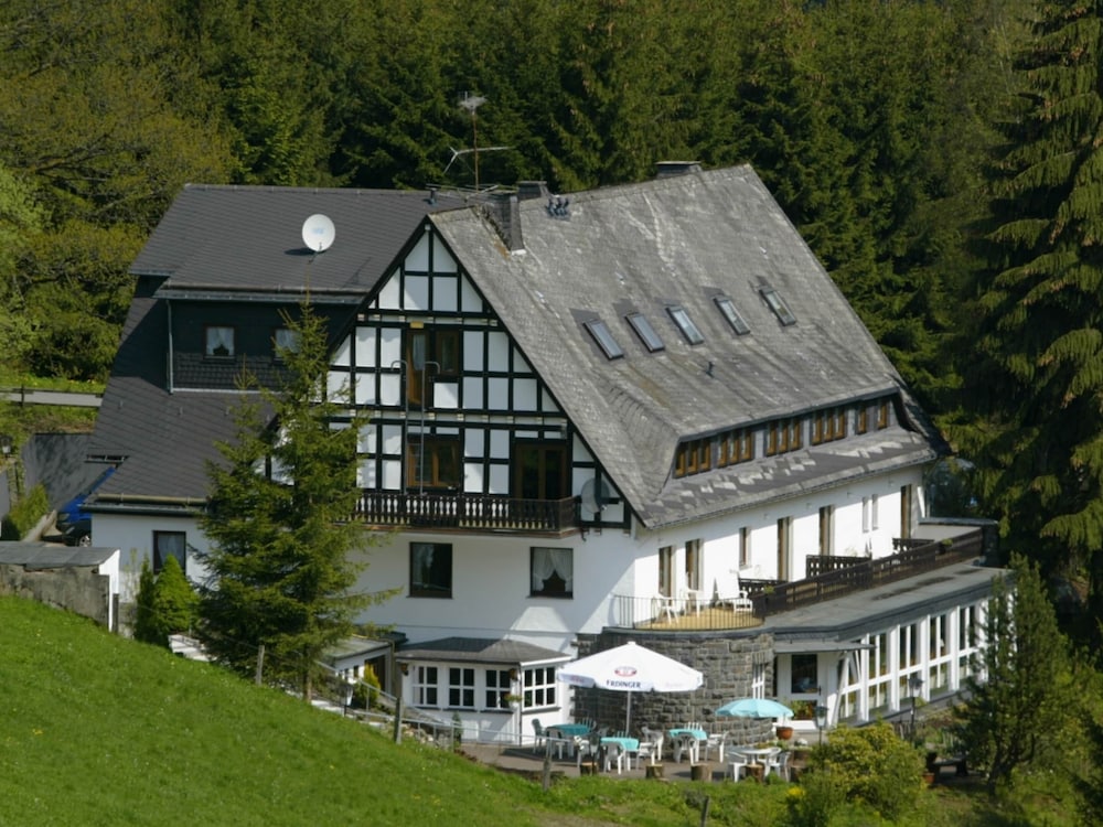 Large House in Winterberg in the Sauerland Region — 4-Star Luxury Hotel in Winterberg, Germany