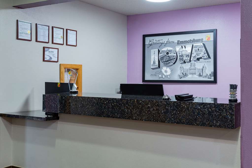 Emmetsburg Hotel and Suites - photo 6