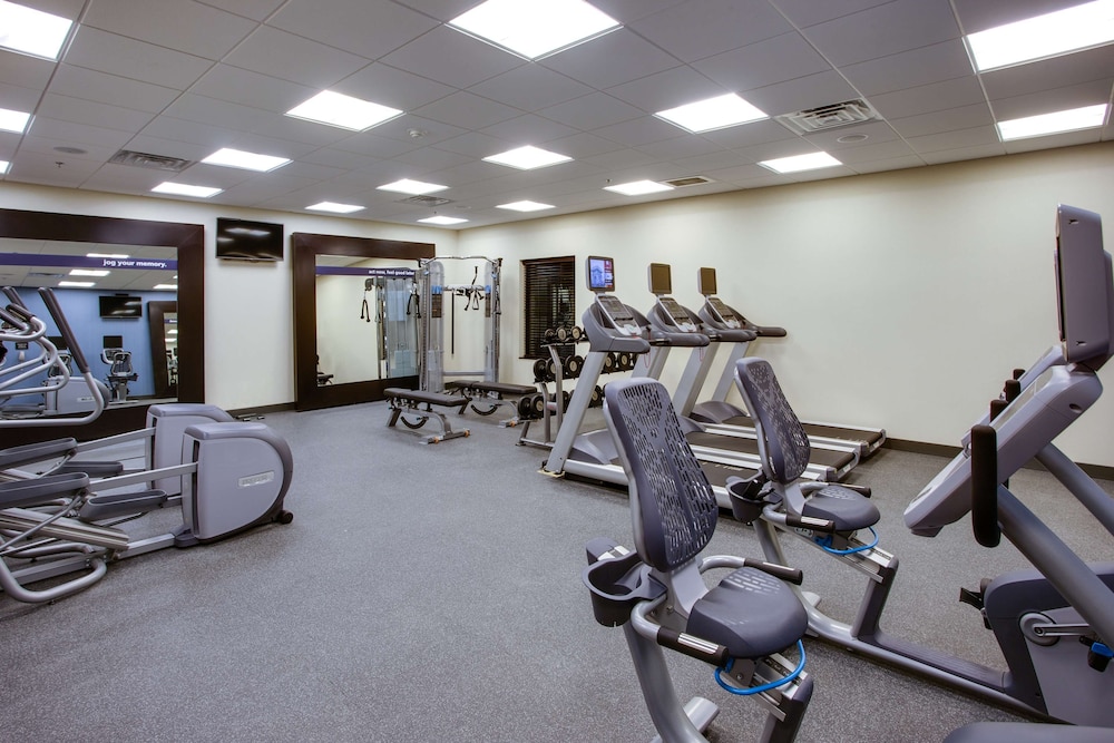 Hampton Inn & Suites Philadelphia Bensalem - photo 22
