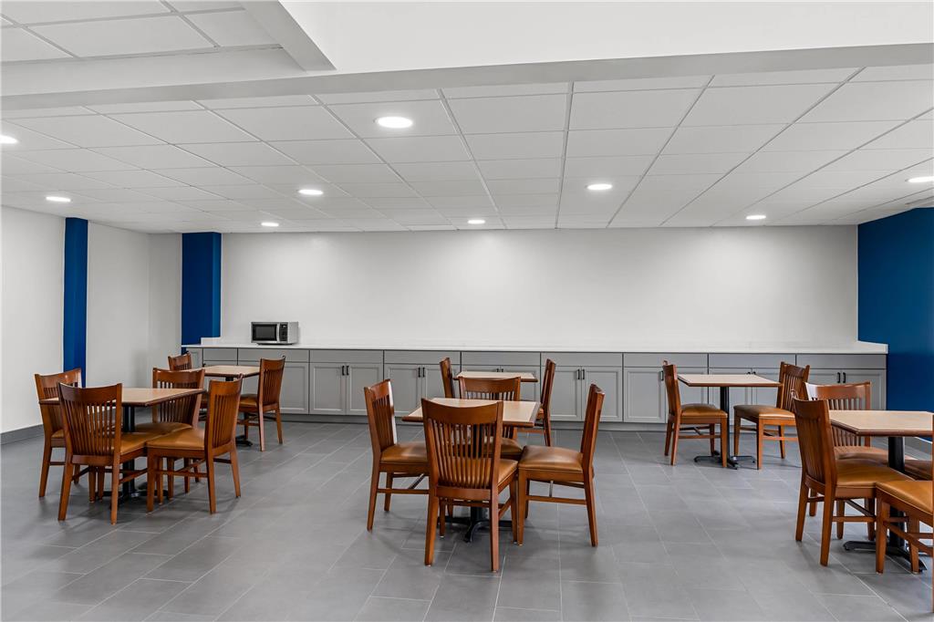 Suburban Studios Chester - photo 22