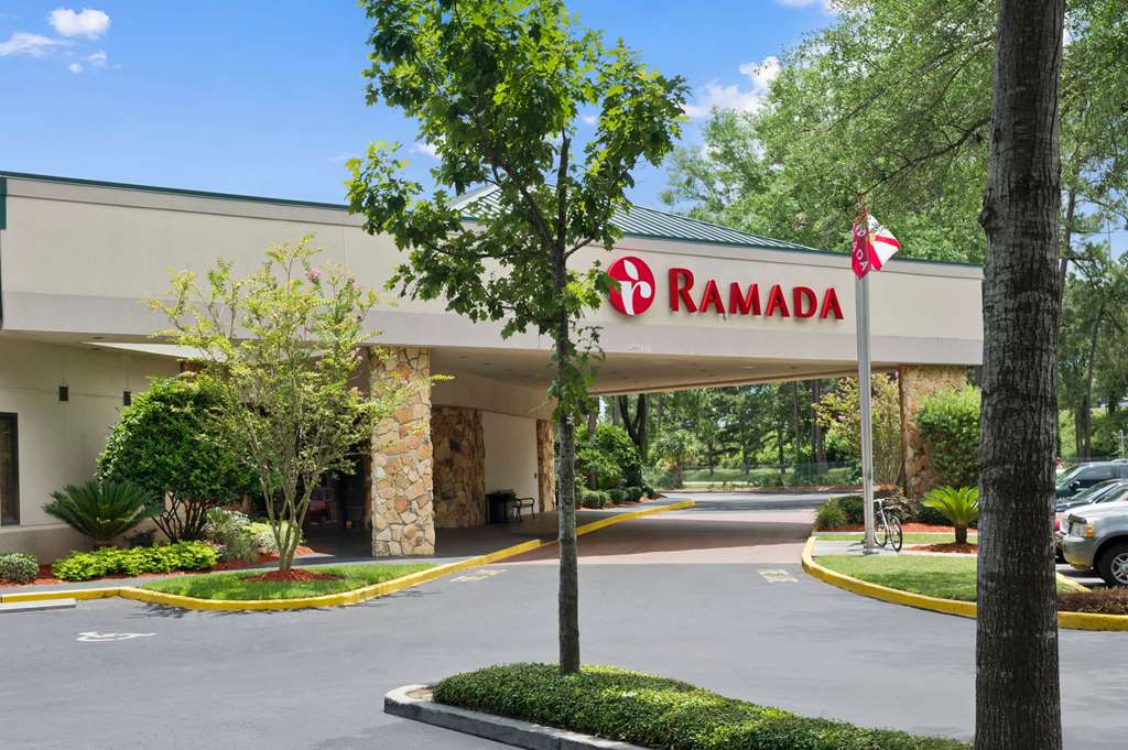 Ramada Hotel & Conference Center by Wyndham Jacksonville - featured photo