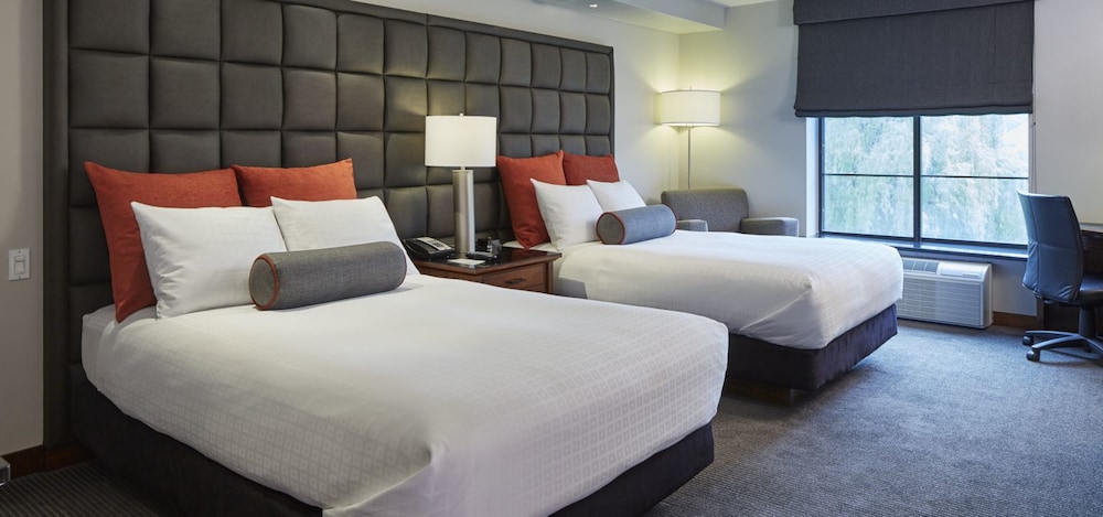 Inn On Woodlake - photo 9