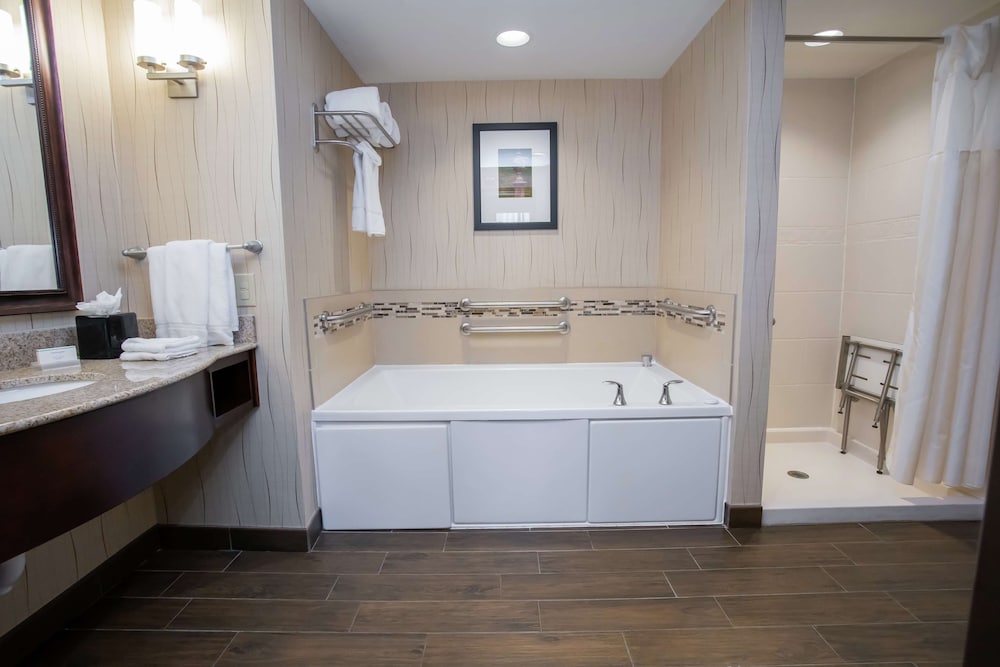 Hilton Garden Inn Dayton South Austin Landing - photo 29