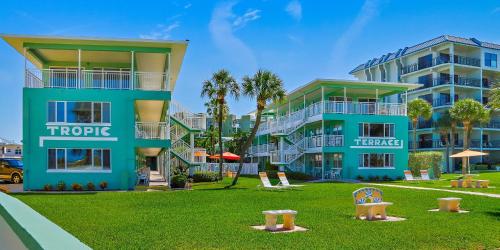 Tropic Terrace Suite #49 Beachfront Resort - photo 15