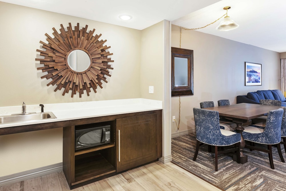 Hampton Inn & Suites Wells Ogunquit - photo 37