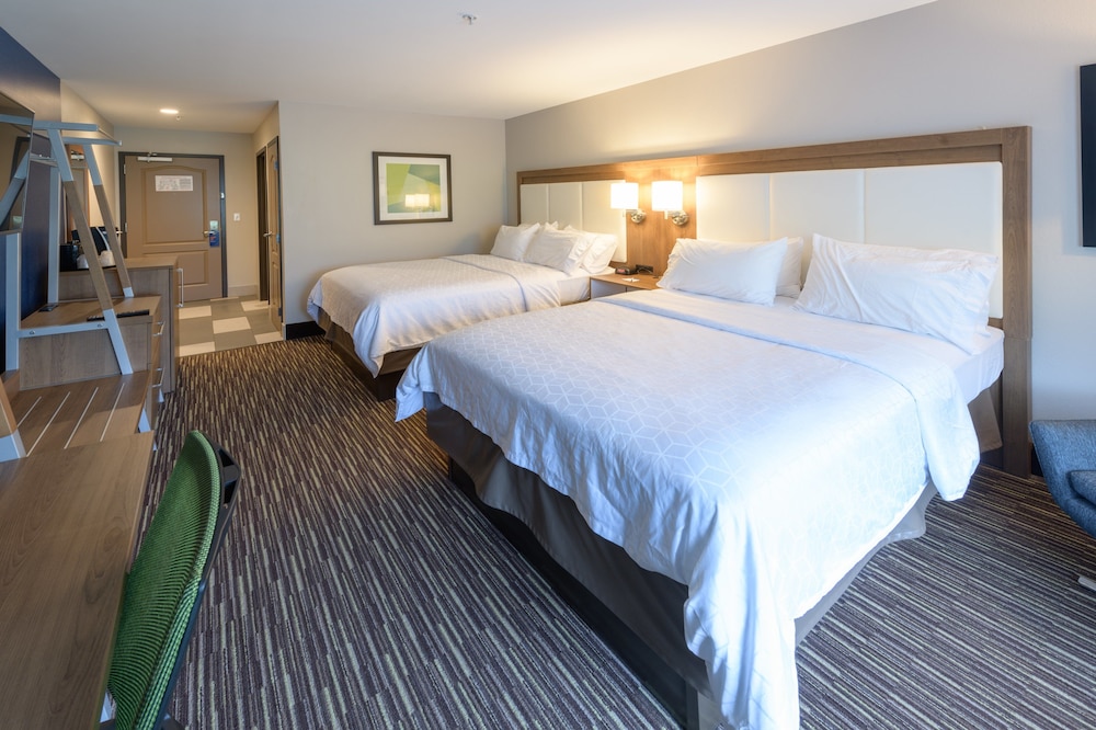 Holiday Inn Express & Suites Jamestown by IHG - photo 15