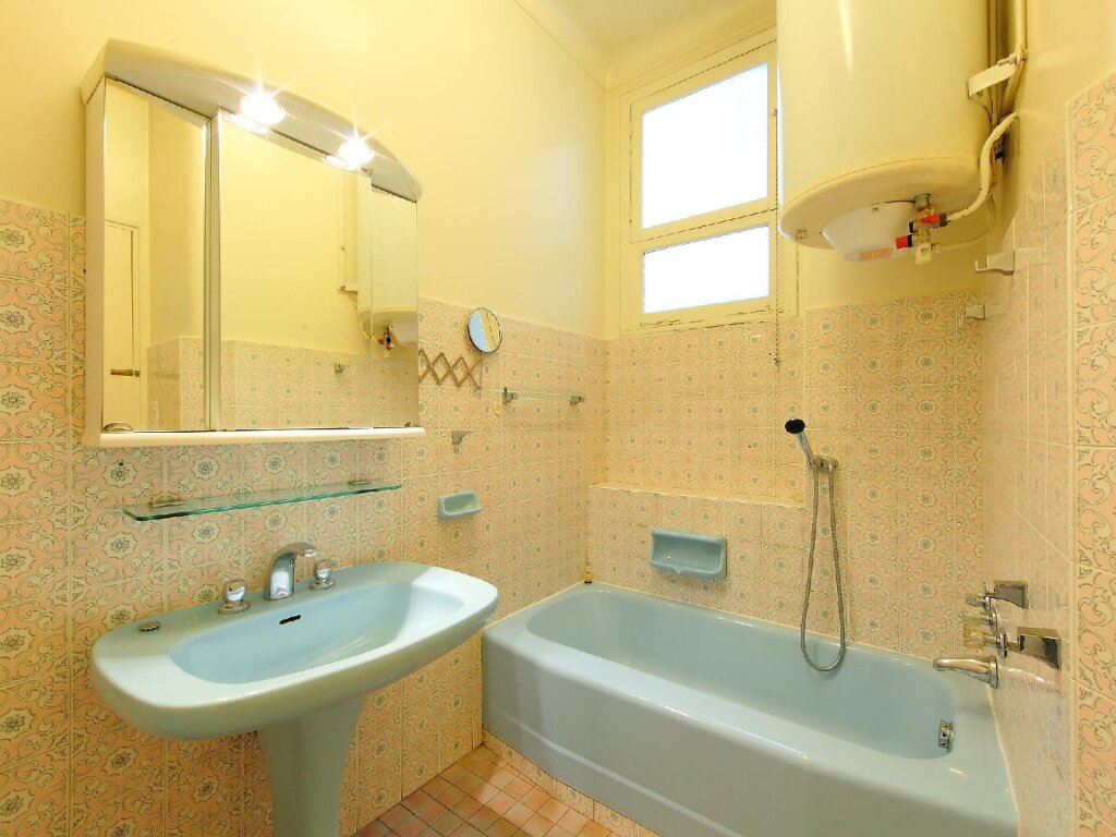 Le Grand Bleu in Nice, France