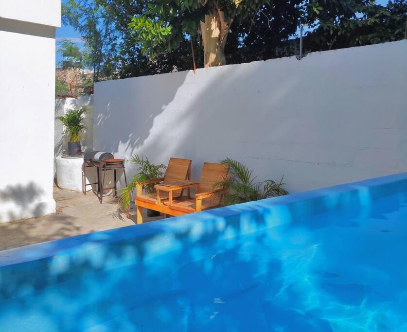 Colonial Villa in Merida Centro 4BR 3BA Private Pool Near Paseo de Montejo — 4-Star Luxury Hotel in Merida, Mexico