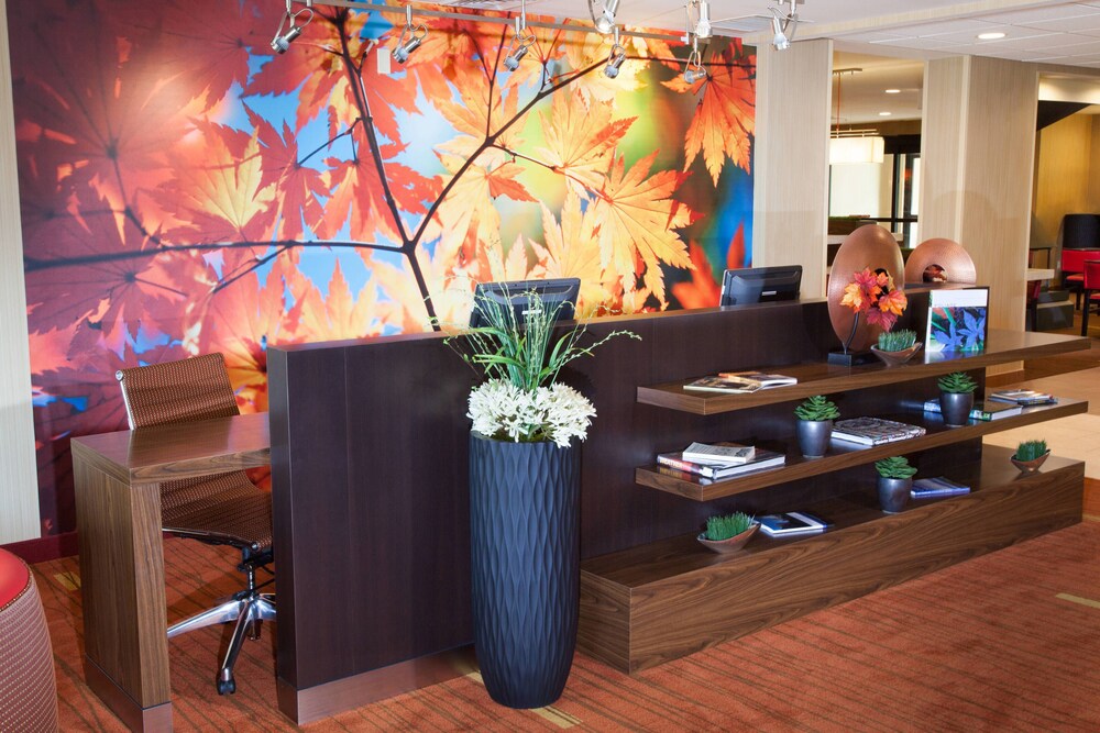 Courtyard by Marriott Burlington Williston - photo 33