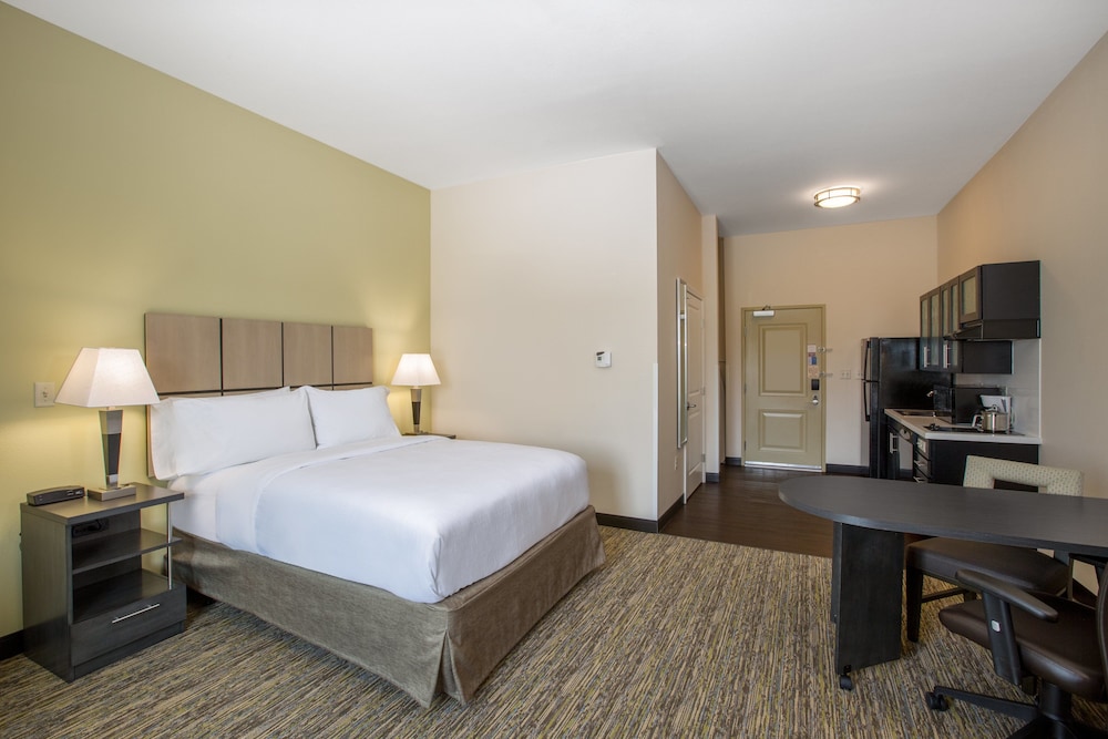 Candlewood Suites Omaha Millard Area by IHG - photo 13