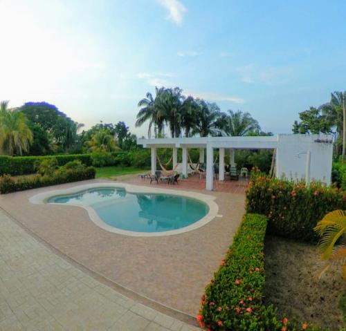 Casa 007 — 4-Star Luxury Hotel in Carmen De Apicala, Colombia